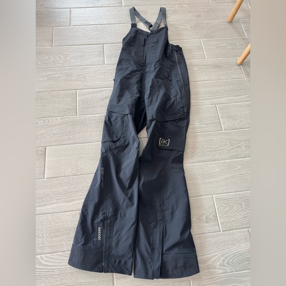Burton Pants - BURTON AK Kimmy Gore-Tex 3L Black Bibs Size XS Like New Condition